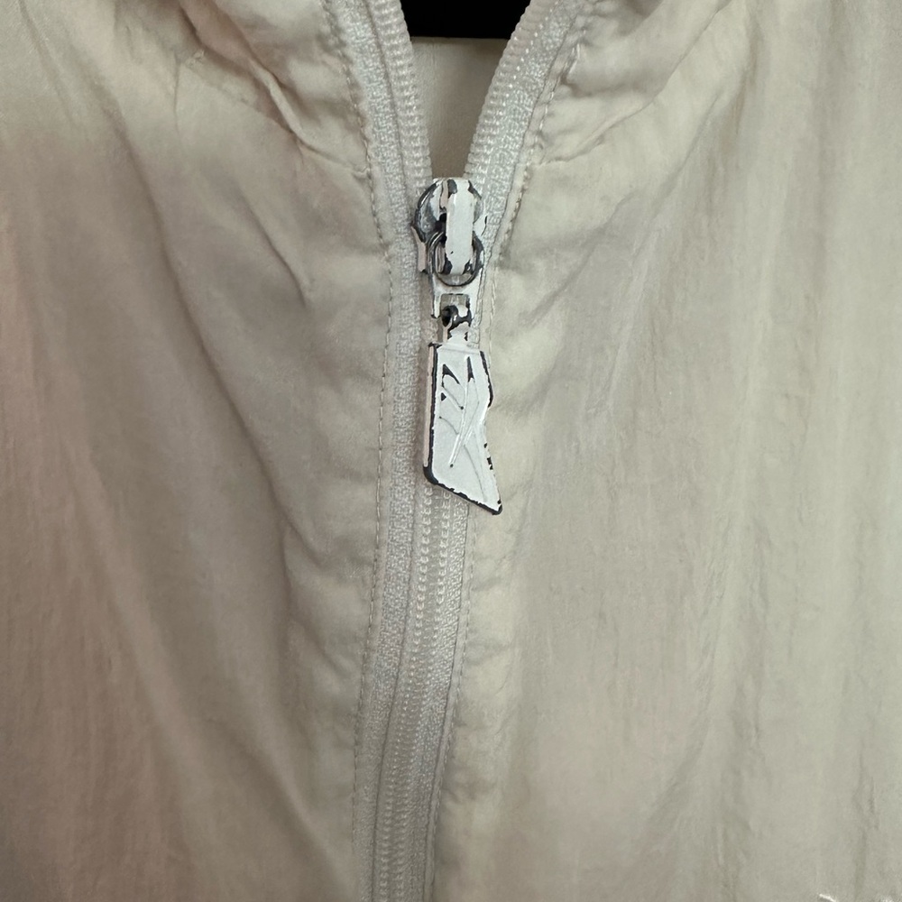 Reebok early 90s Vintage Windbreaker Jacket Size‎ M White lightweight w/ pockets - Picture 2 of 4